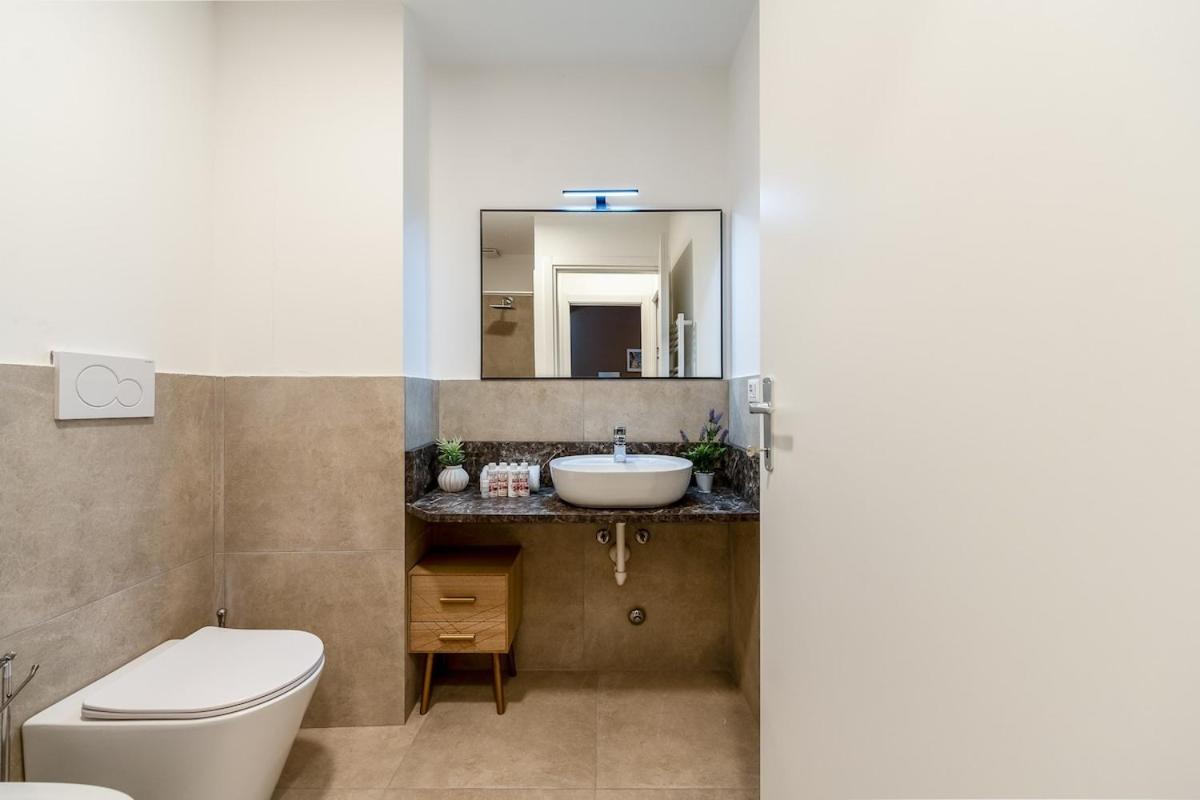 Authentic Private Flat 2 Min From Navigli Apartment Milan Exterior photo